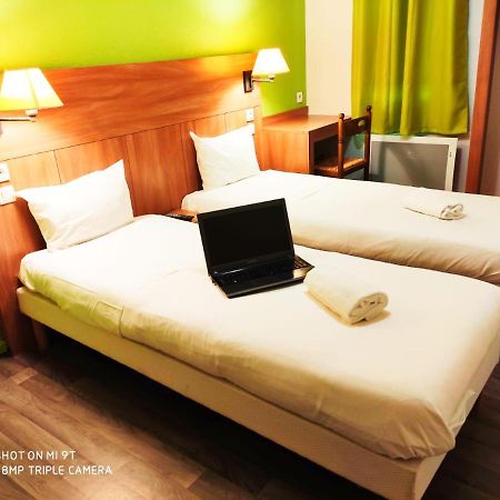 Glisy Hotel 외부 사진