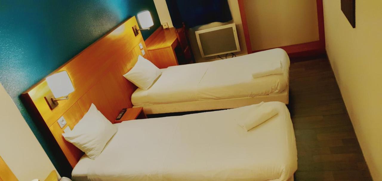 Glisy Hotel 외부 사진