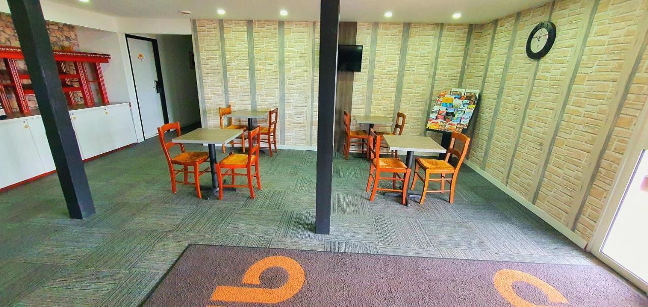 Glisy Hotel 외부 사진